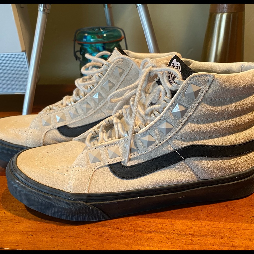 Classic Vans SK8 - Hi Custom Style